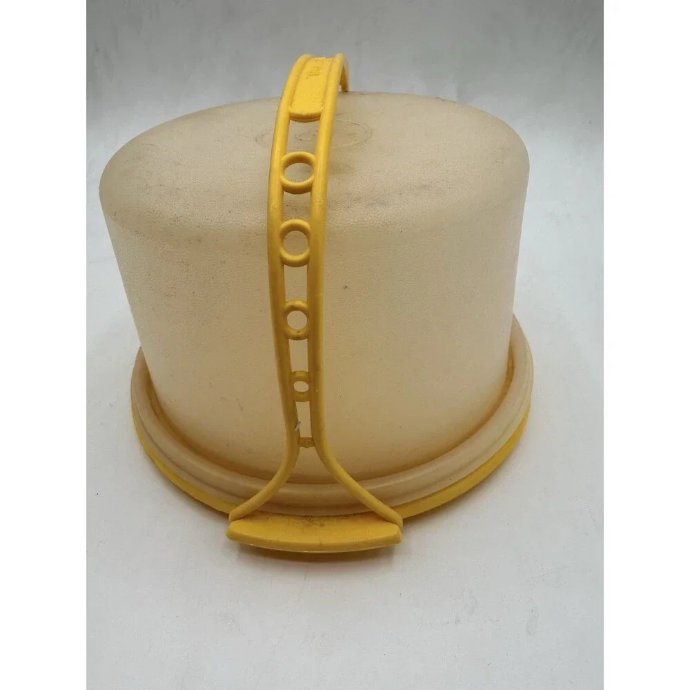 Vintage Tupperware Tupper Toys Mini Cake Carrier & 4 Plates 1 Cup Red Yellow +